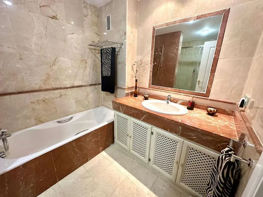Apartamento En Hacienda Del Sol A 300 Metros De Playa Estepona