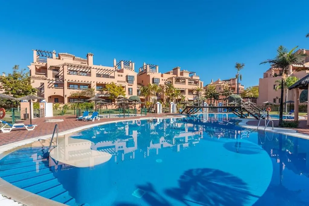 Apartamento En Hacienda Del Sol A 300 Metros De Playa Estepona 0*,  Spain