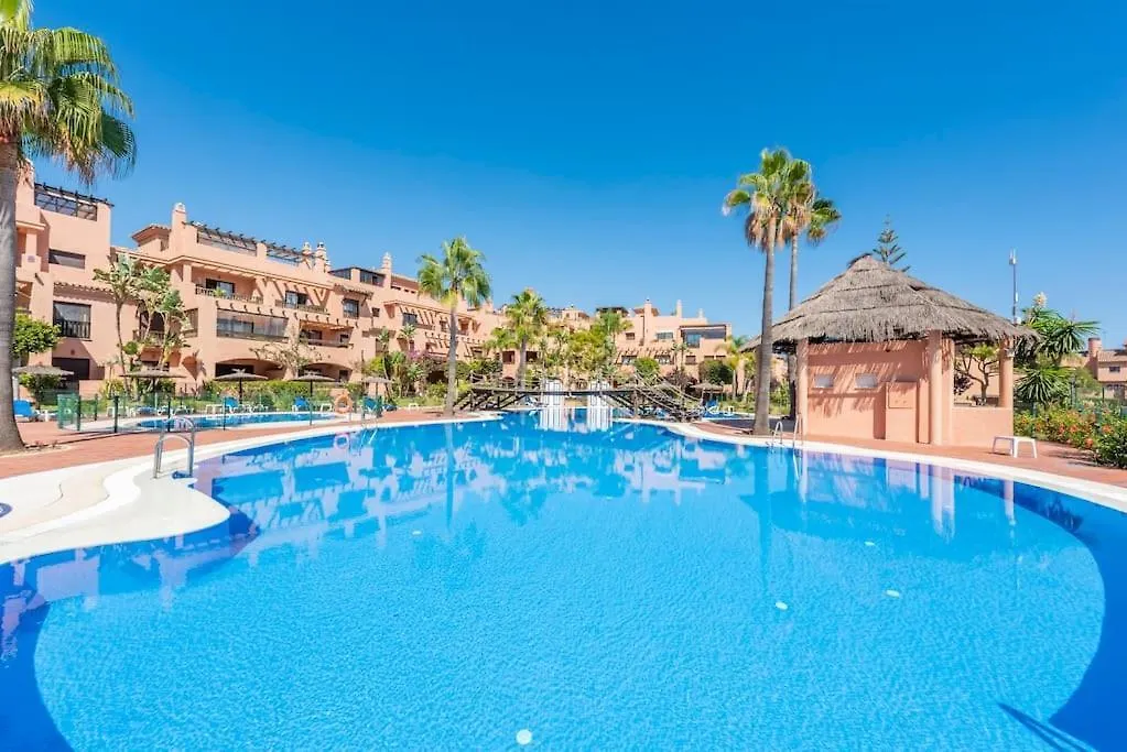 Apartamento En Hacienda Del Sol A 300 Metros De Playa Estepona